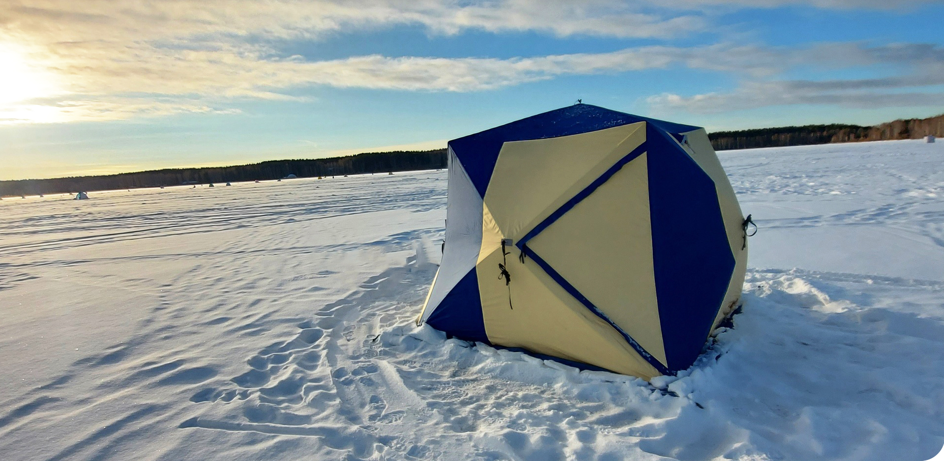 Carpa de pesca en hielo